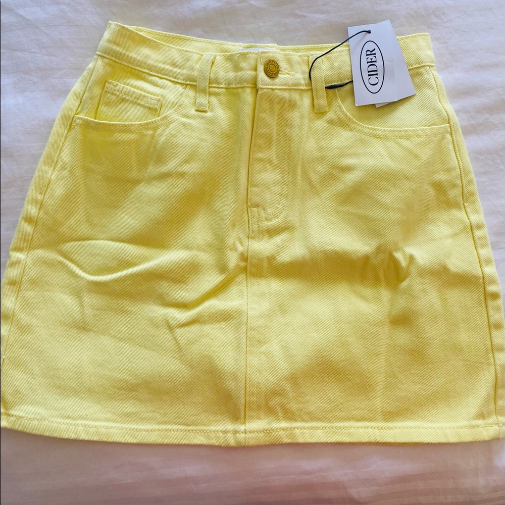 CIDER Smile Egg Yellow Skirt S - Picture 2 of 6
